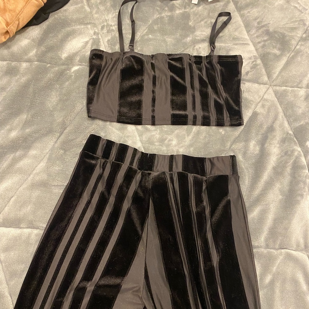 Two piece pants set